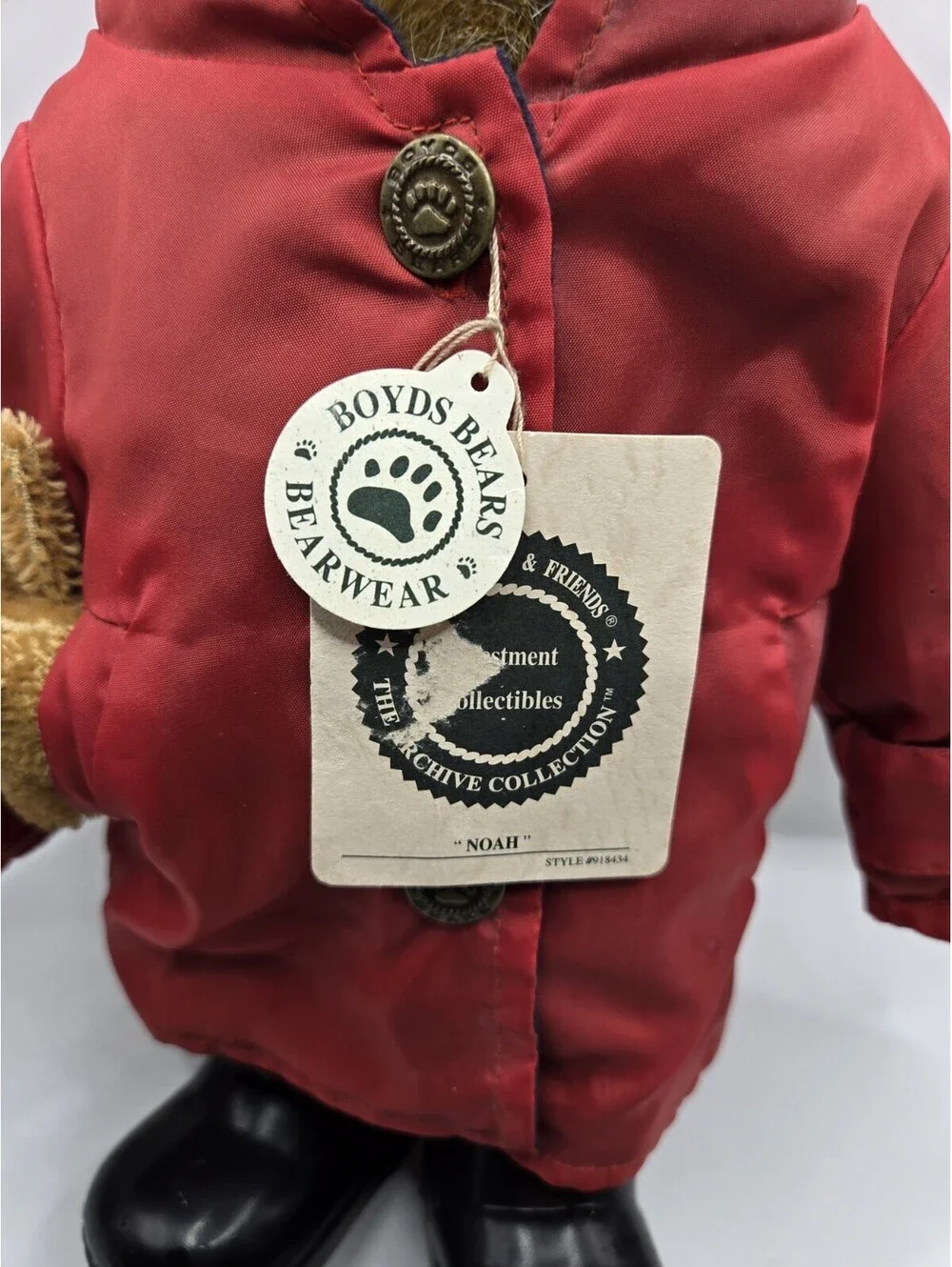 Boyds Bears has tags